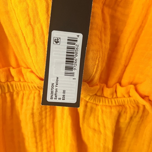 Steve Madden AMIRA TIERED COTTON MIDI DRESS IN SAFFRON - Picture 8 of 8